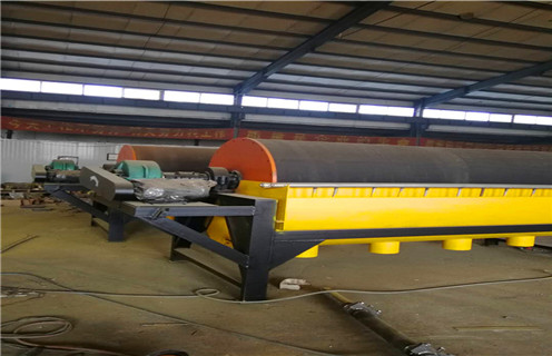 河沙干式磁选机，甘肃河沙干式磁选机_小型河沙磁选机_甘肃河沙干式磁选机的注意事项的电机生产厂家价格